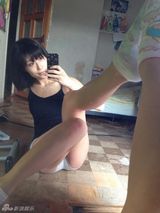组图：日本少女自拍大赛 坦胸秀腿造型火辣
