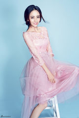 组图：佟丽娅少女系写真曝光 粉红纱裙仙范十足