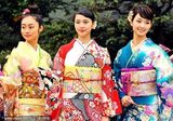 组图：日本国民美少女炫彩和服迎新年 武井咲等助阵