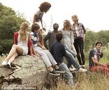 幻灯图集：艾玛优雅新写真曝光 展现少女浪漫情怀