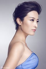 组图：徐百卉蓝裙写真曝光 简约优雅女人味十足