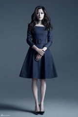 组图：全智贤牛仔写真 展冷艳性感御姐范儿