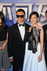 组图：赵宝刚电影《触不可及》首映 红毯星光足(孙红雷/桂纶镁/黄磊/蒋勤勤)