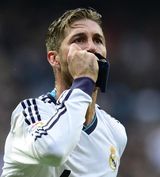 组图：世界杯球星太太团PK 各色尤物混战