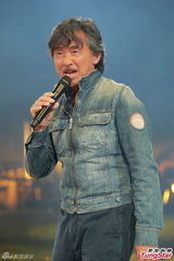 组图：郭伟亮个唱陈奕迅玩疯杨千嬅梁咏琪美艳