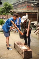 组图：多多贝儿集市风波显情深 复古运动会欢乐