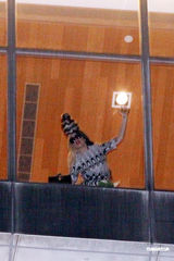 组图：Lady gaga抵台低调亲民 为等候粉丝订汉堡