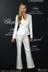 组图：戛纳Day5图片精选 美腿林立难敌妖风肆虐