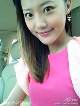 组图：王学兵有爱亲子照曝光 三婚娇妻童颜靓丽