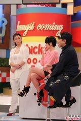 组图：Makiyo母女情深 MA妈把骨头放保险箱保管