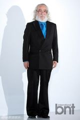 组图：崔始源郑雨盛李彩琳等众星亮相品牌展