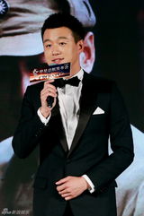 组图：《太平轮》乔妹宋慧乔粉裙可爱 俞飞鸿深V有料