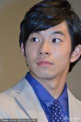 组图：《河畔的朔子》导演深田晃司携主创现身