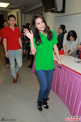 组图：TVB300艺人大合影 黄宗泽胡杏儿零交流