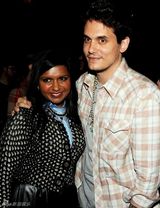 组图：约翰-梅耶短发亮相 与凯蒂分手后剪发断情