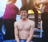 组图：下一个点谁？全球明星冰桶挑战动图来袭