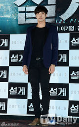 组图：韩星申恩庆吴仁惠等宣传新片《设计》