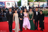 组图：威尼斯电影节开幕 华语女星闪耀红毯