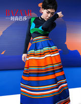 组图：吴莫愁秀短发露蛮腰 展夏日清凉风