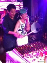 组图：kiss停不下来！周迅高圣远婚礼内场拥吻