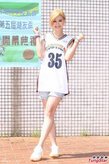 组图：蓝正龙盼早生子 为娇妻改冲动个性