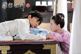 组图：《犀利仁师》秀甜蜜 吴奇隆调戏刘诗诗