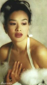 [青春照相馆]44岁钟丽缇旧照:性感尤物诱惑难挡