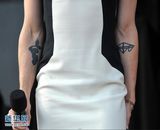 组图：奥地利“大胡子小姐”维也纳霸气开唱