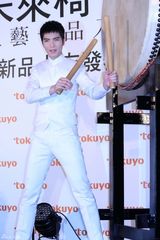 组图：萧敬腾世界杯巴德战只看五秒 看好阿根廷