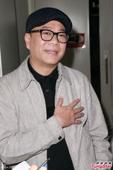 组图：《奖门人》录影 欧阳震华朱咪咪出席