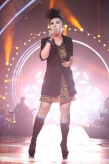 组图：《我为歌狂》第二期温岚淘汰落泪