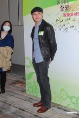 组图：陈法拉不与刘璇争戏份 黄浩然要进产房陪太太