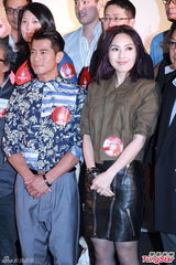 组图：杨千嬅带子见熊猫爆笑话 郭富城避谈身价