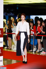 独家高清：金泰熙权相佑大咖齐捧场宋承宪新片