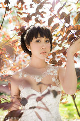 组图：刘芷汐甜美写真 清新可人夏日味道