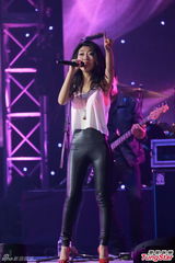 组图：曲婉婷否认是窦靖童老师 想跟陈奕迅合作