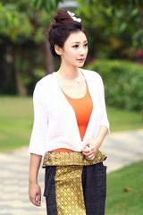 组图：柳岩湿身诱惑 与鲜肉黄灿盛(2PM)暧昧谈姐弟恋