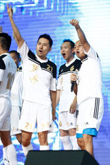 组图：世界杯来啦！孙楠最期待中国对决巴西