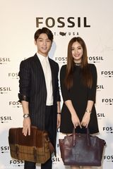 组图：韩星Nana姜敏赫亮相上海优雅迷人