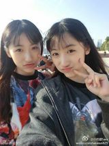 组图：复旦双胞胎姐妹花走红 清纯可爱电晕宅男