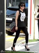 组图：BEG佳仁Clara等女星出席箱包品牌发布会