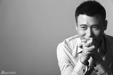组图：李乃文黑白写真 时尚萌叔酷帅有魅力