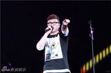 组图：番茄热波音乐节开启  动力火车掀大合唱