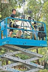 组图：谢霆锋露内裤“股惑”  做鸡蛋仔破纪录