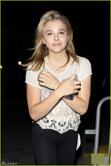 组图：超杀女邀小贝长子再约会 一同看演唱会