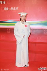 组图：薛家燕喜欢嫩男 笑言想亲萧正楠