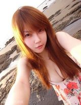 组图：台湾32F巨乳徐湘婷被疑患巨乳症