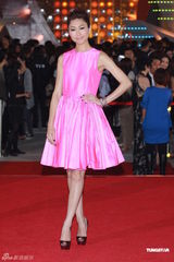 组图：无线2012巡礼举行 花旦斗性感小生受欢迎