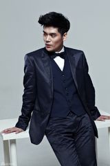 组图：刘鑫魅力写真定格真性情