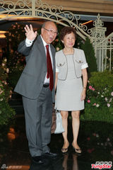 组图：林建岳爱女嫁何正德 容祖儿方中信等齐贺